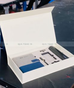 Hộp Cứng Đựng Sản Phẩm